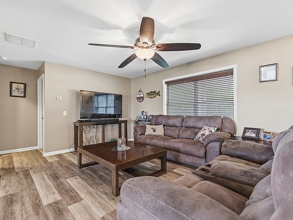 5th image of 4654 Carlos Rd