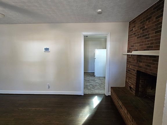 4th image of 147 Winthrop Dr