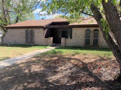 2301 Windsor Ct, Bedford, TX, 76022