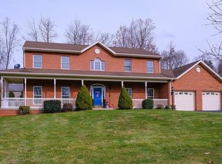 357 Heritage Run Rd, Indiana, PA 15701