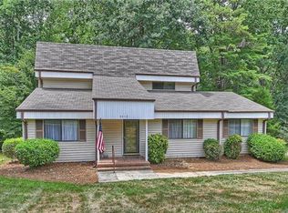 3612 Huckleberry Rd, Charlotte, NC 28210