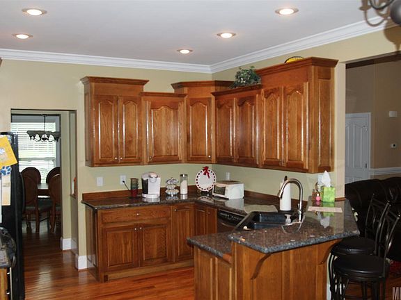 4th image of 3619 Hollow Oak Ln