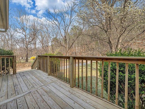 3rd image of 6023 Poor Mountain Rd