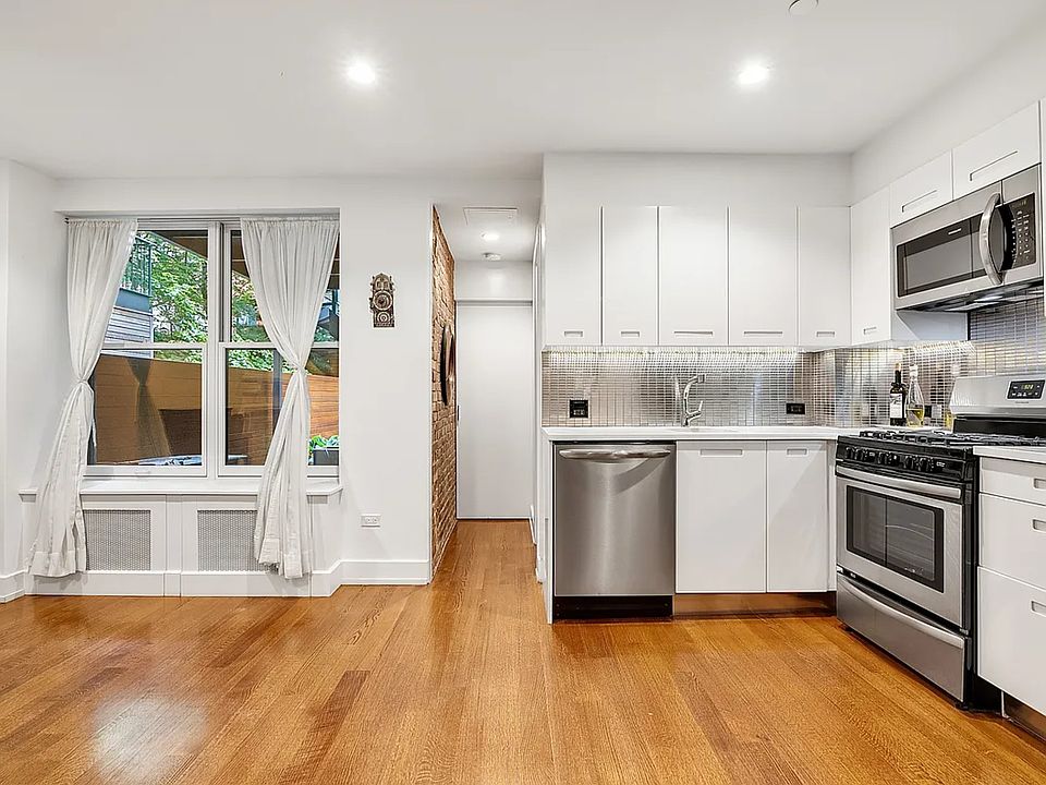 2nd image of 127 W 119th St #2