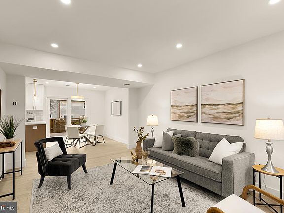 4th image of 9532 Burdett Rd