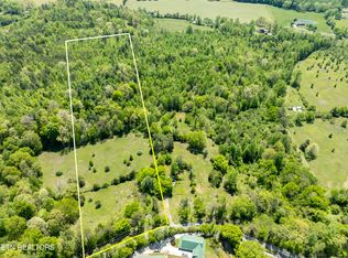 540 E Millers Cove Rd, Walland, TN 37886