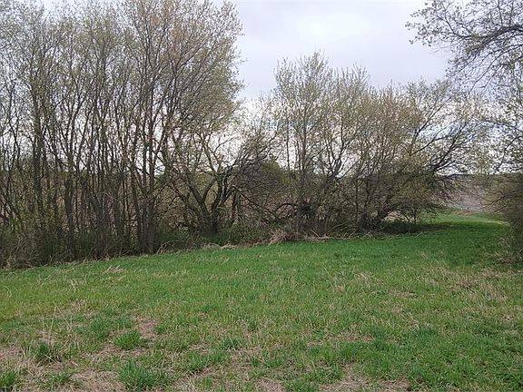 5th image of 62 Acres 82nd St