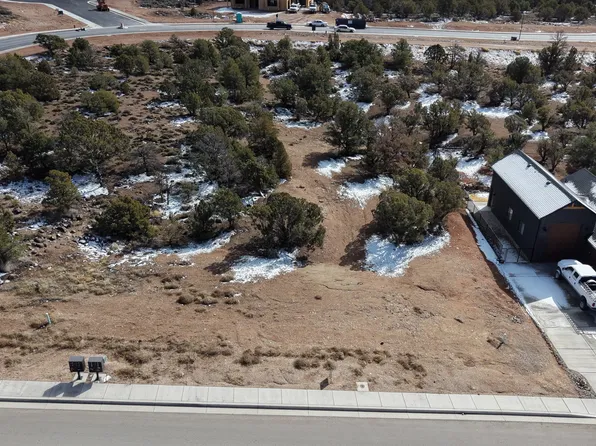 2695 W Rock Ridge Rd, Cedar City, UT 84720