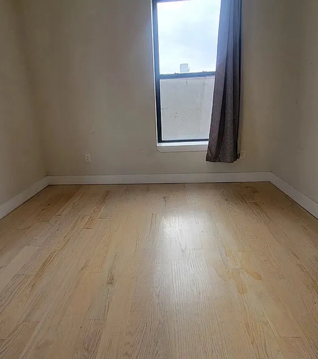 2 bed, 1000 sqft, $2,500 — Photo 4