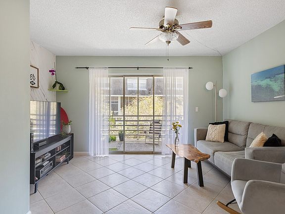 4th image of 1901 Indian River Blvd #206D