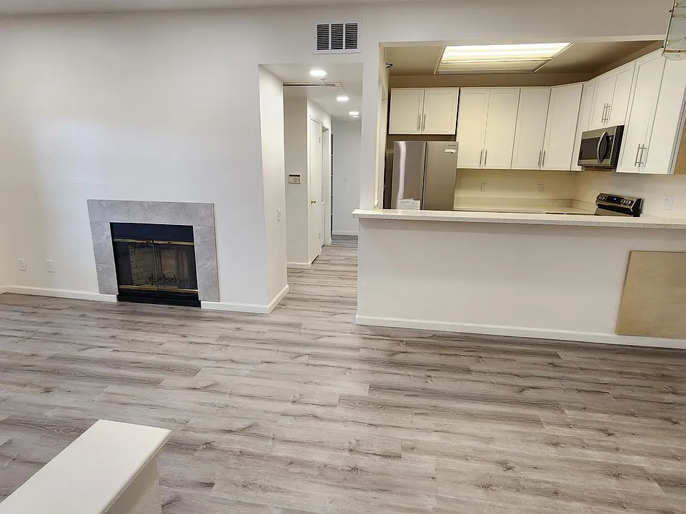 Living room and Breakfast bar