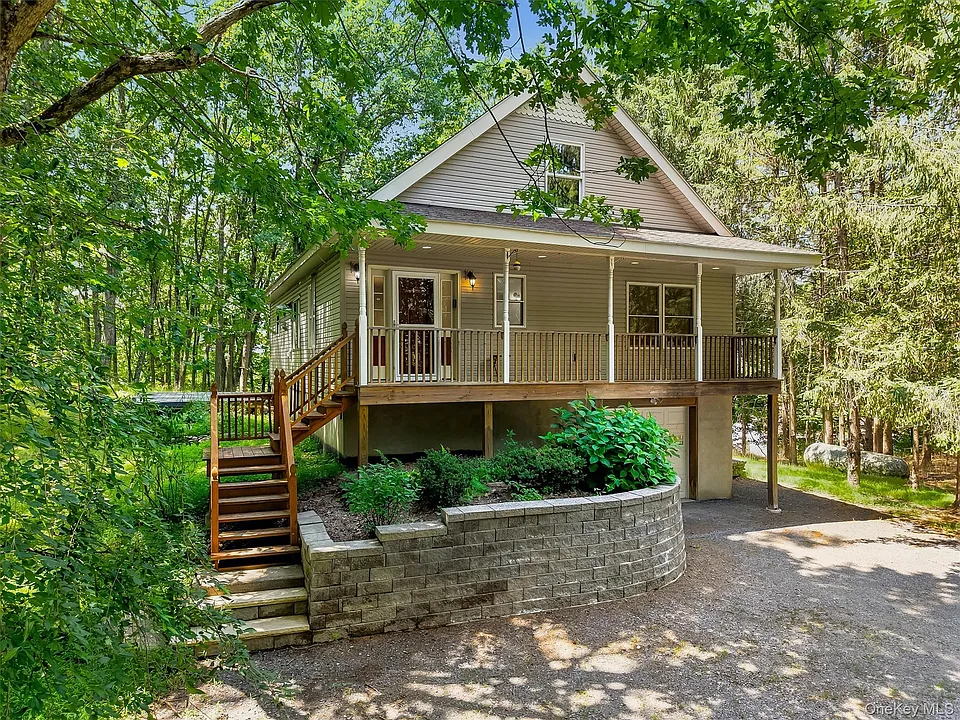 131 Hill Rd