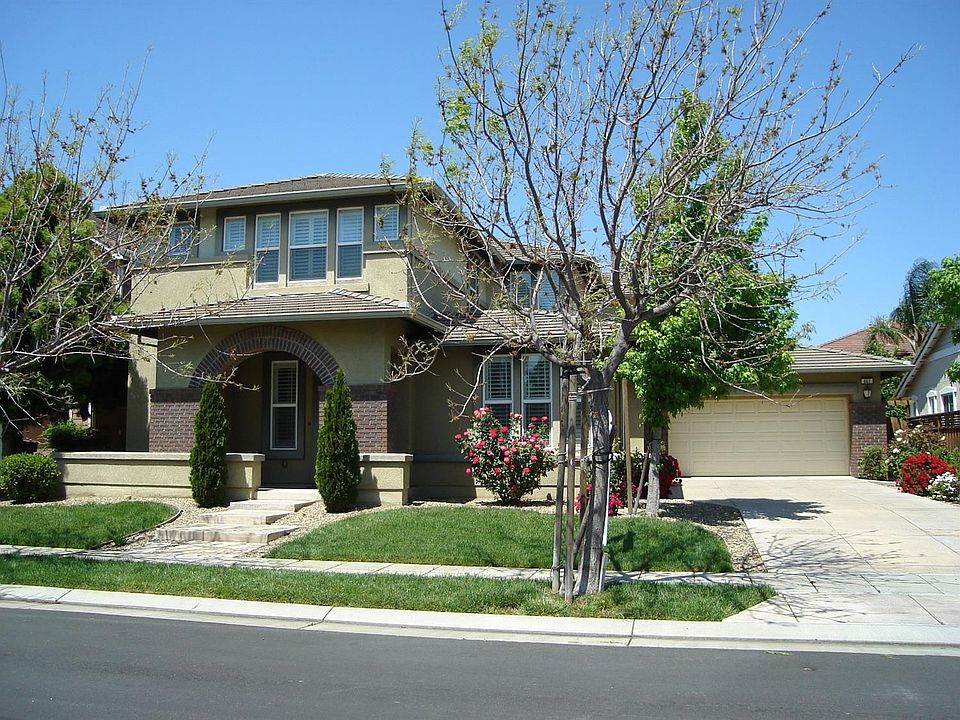 1st image of 667 W La Canada Ave