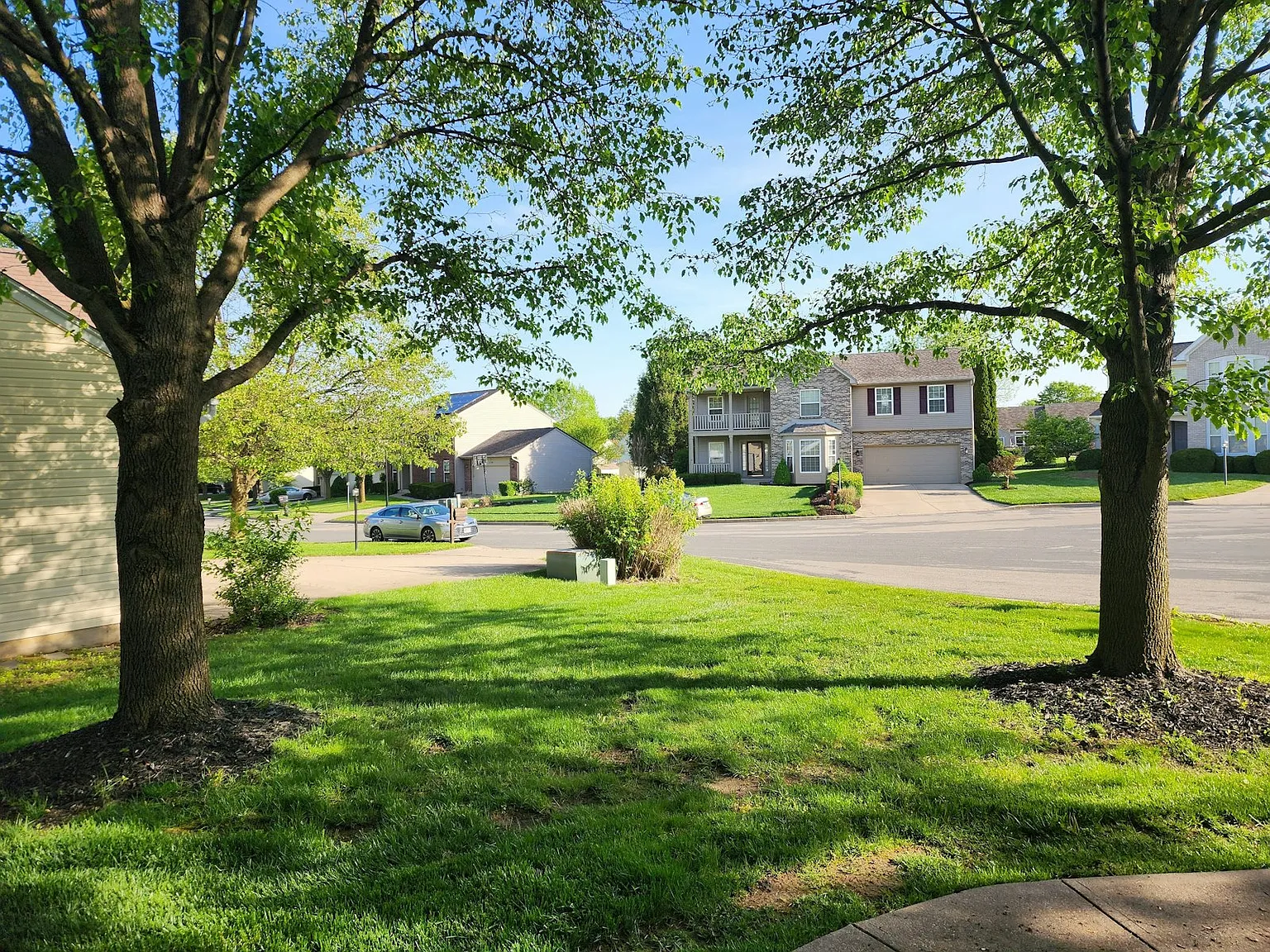 1146 Deercreek Drive — Photo 2