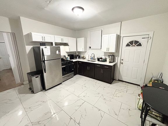 3rd image of 34 N 6th St #1