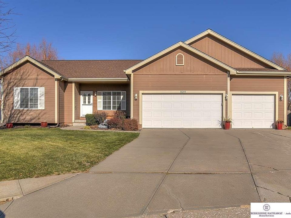 1st image of 16208 Larimore Cir