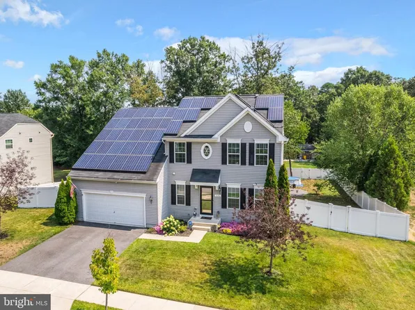 826 Drake Ln, Severn, MD 21144