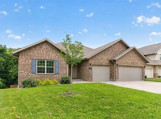 831 N Grapevine Road, Springfield, MO 65802
