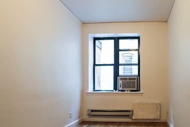 2nd image of 29 Bedford St