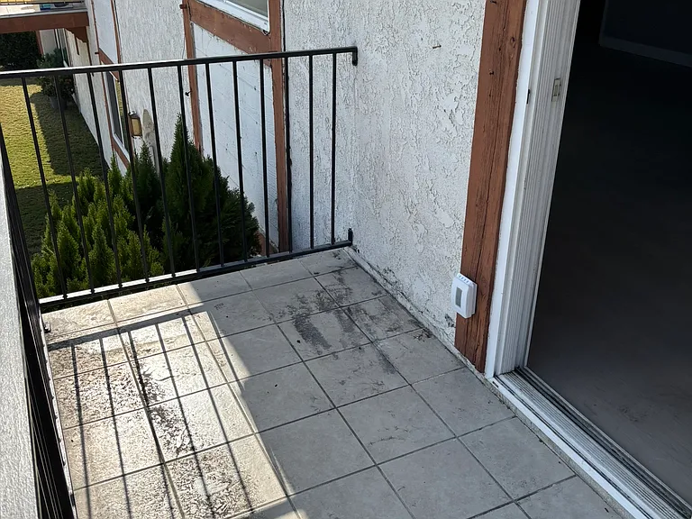 18401 Desidia St #D — Photo 11
