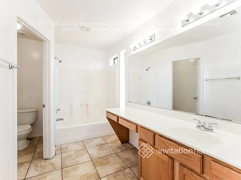 6334 W Magnolia St — Photo 11