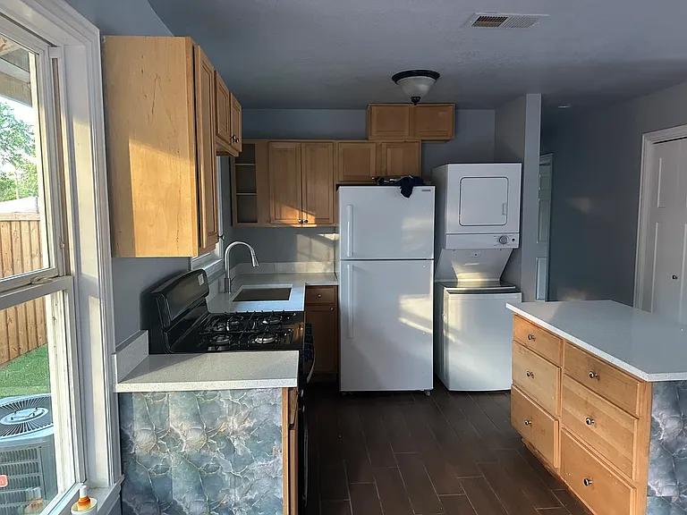 3911 Orlando Ct #1 — Photo 1