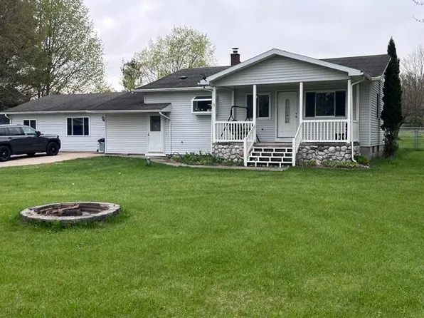 8671 Thirteen Mile Rd, Bear Lake, MI 49614
