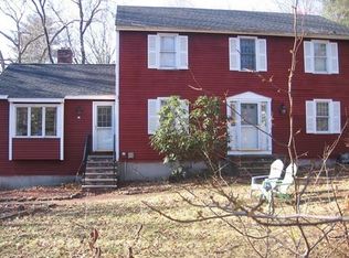 26 Parsonage Hill Rd, Haverhill, MA 01832