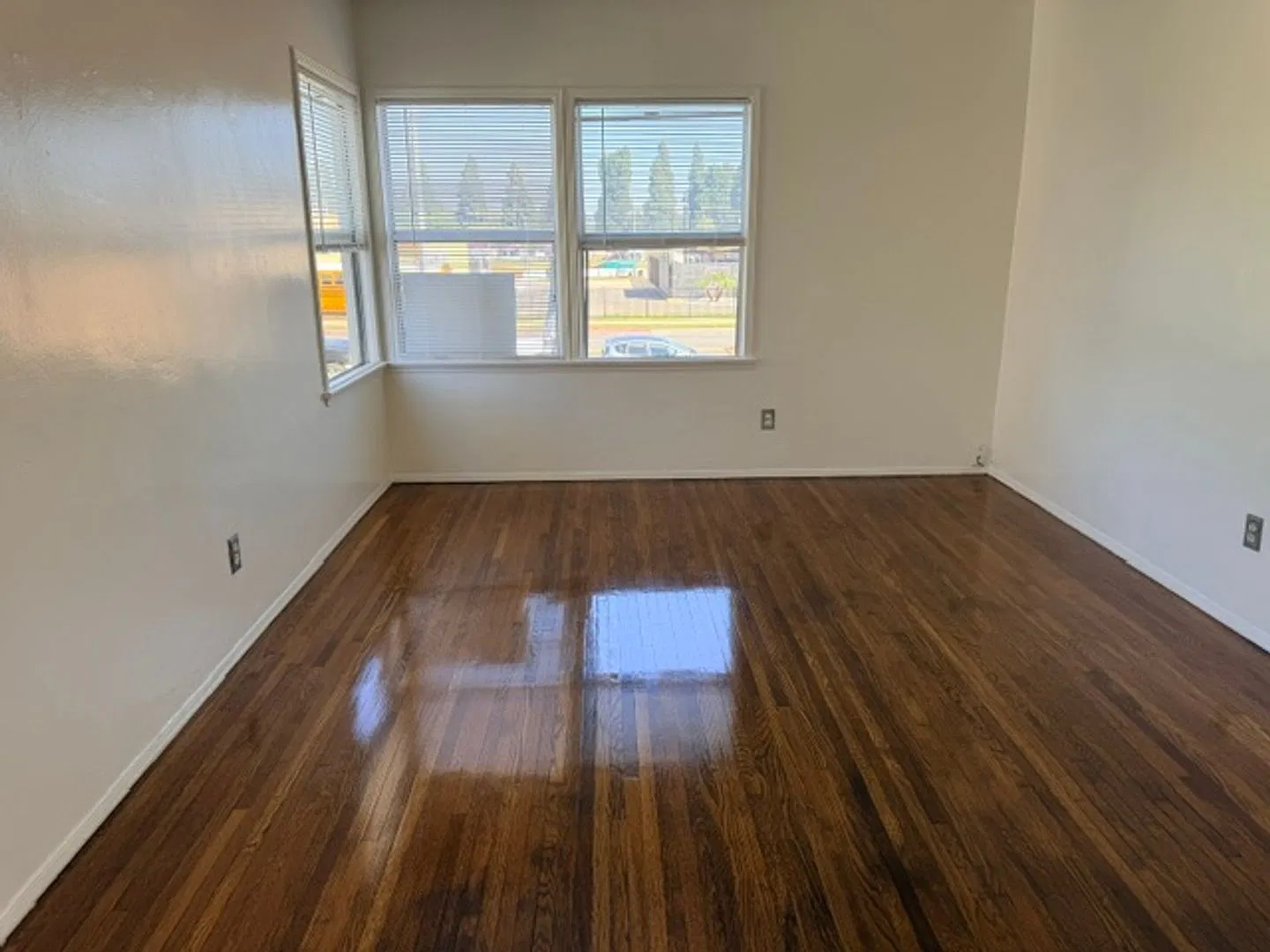 4837 Clark Ave — Photo 3