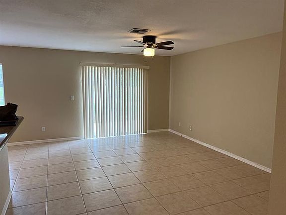 5th image of 1999 SW Newport Isles Blvd