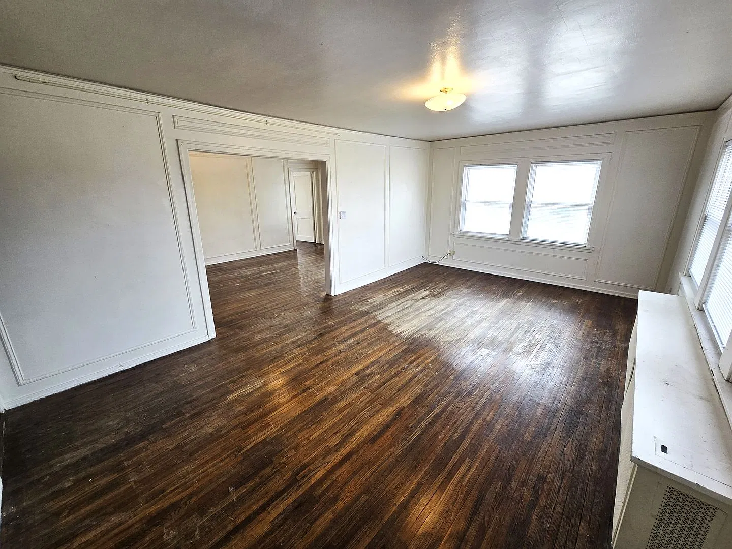 828 S. 16th Street Apartments — Photo 4