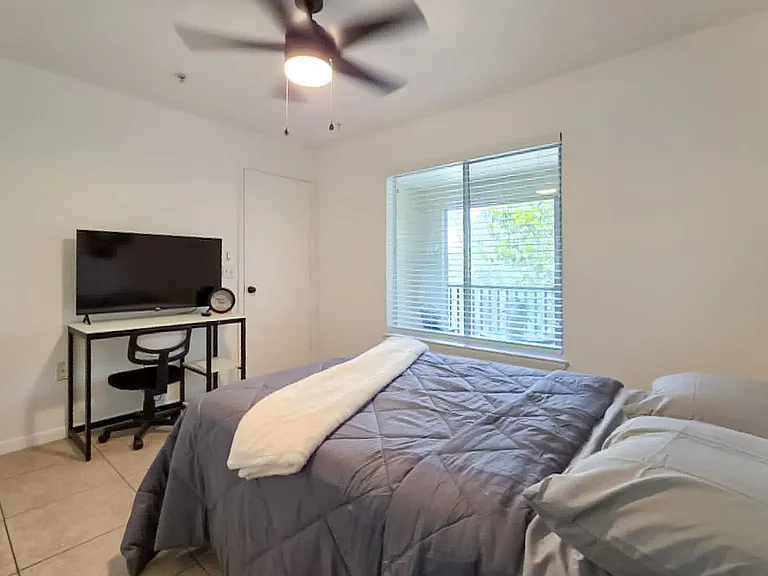 3800 SW 20th Ave #411C — Photo 9