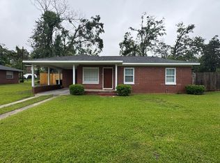 1005 Smith Ave, Douglas, GA 31533
