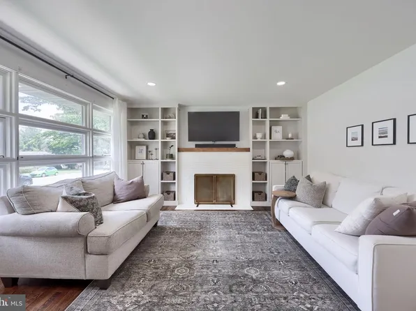 1602 Vista Rd, Lancaster, PA 17601