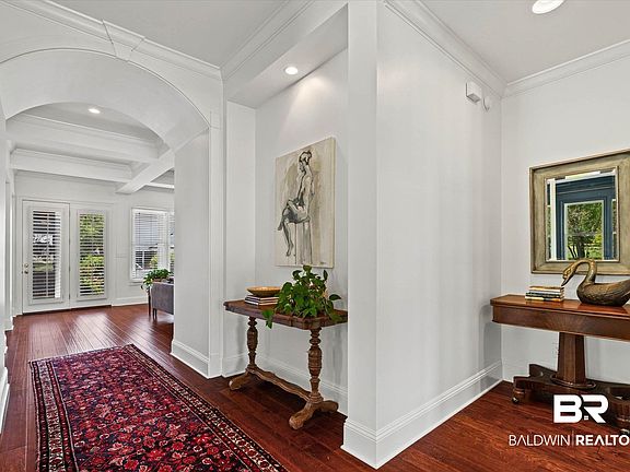 4th image of 6686 Willowbridge Dr