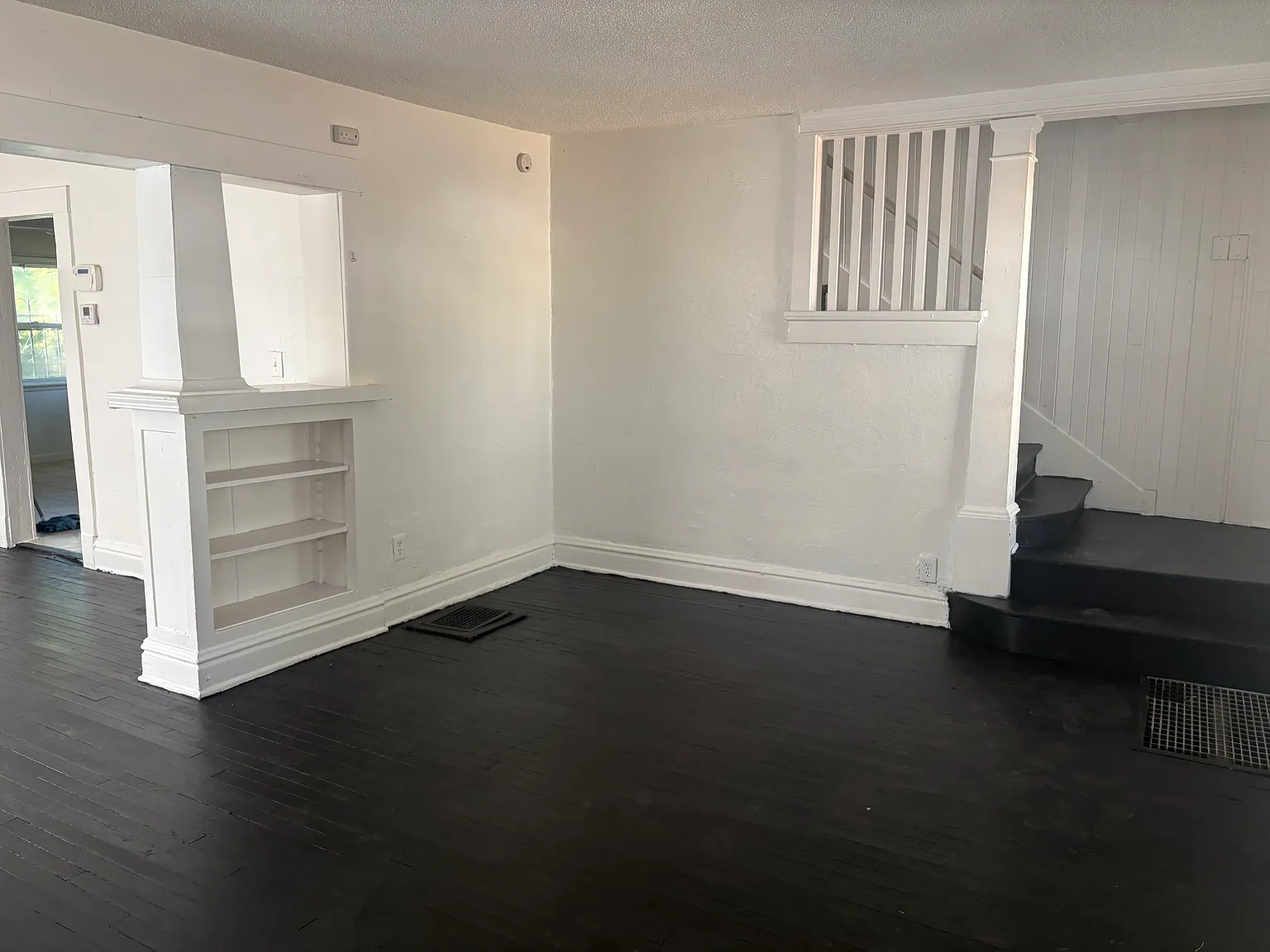 3 bed, 1.5 bath, $1,175 — Photo 2