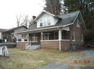 264 Nash Hill Rd, Raven, VA 24639