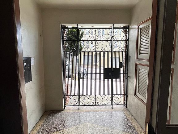 4th image of 796 Santiago St