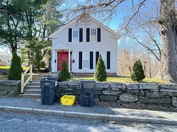 28 Burbank St #1, Millbury, MA 01527