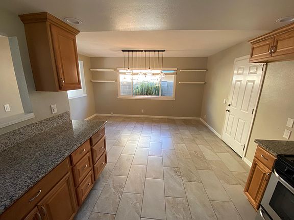 Dining area next to the kitchen