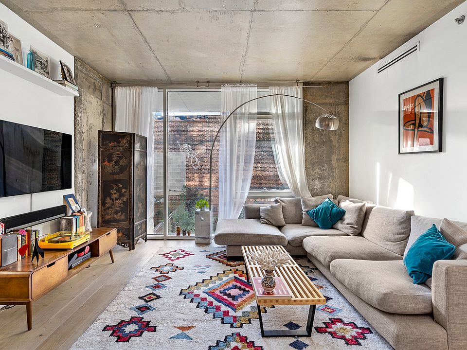 1st image of 115 Norfolk St APT 203