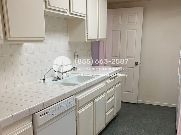 3rd image of 339 W Wilson Ave Unit 205