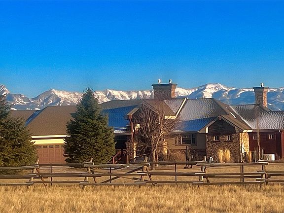 3rd image of 330 Yucca Pass Rd