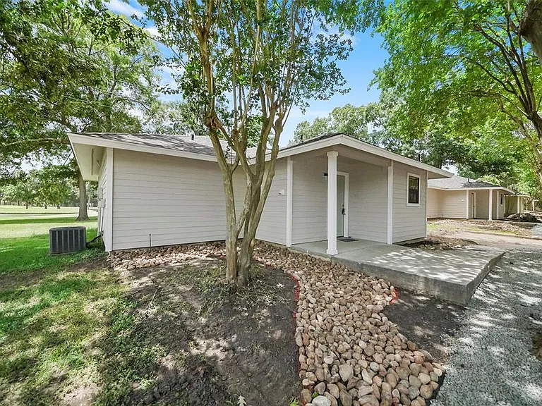 3508 Balboa Cir — Photo 28