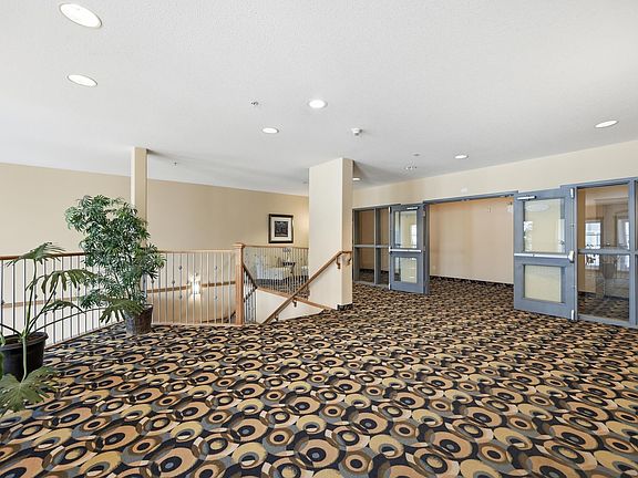 4th image of 10121 80th Ave NW #443