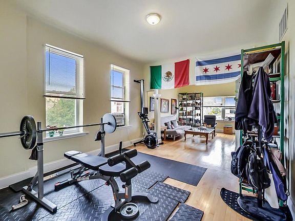 3rd image of 3600 S Winchester Ave #2F