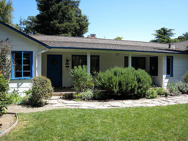 1st image of 1699 Woodland Ave