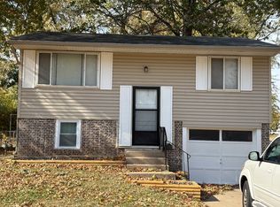 1712 N Arapaho Ct, Independence, MO 64058