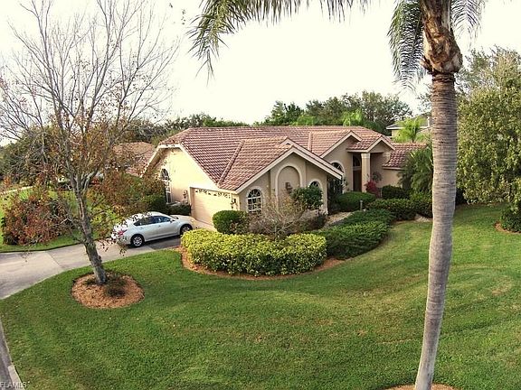 2nd image of 306 Monterey Dr
