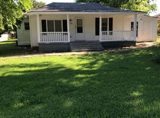 1678 Lyon St, Lancaster, TX 75134